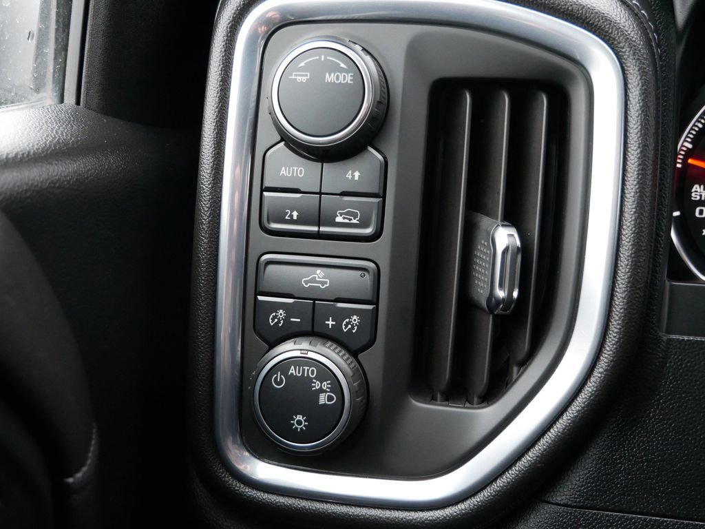 Used 2020 Chevrolet Silverado 1500 LT w/ All-Star Edition AWD/4WD image 27