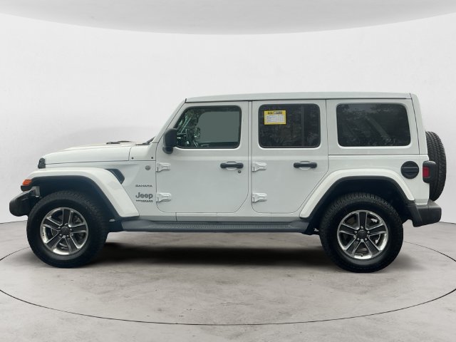 Used 2019 Jeep Wrangler Unlimited Sahara w/ Cold Weather Group AWD/4WD image 8