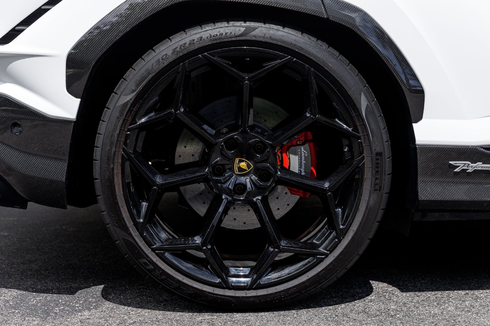 Used 2024 Lamborghini Urus Performante AWD/4WD image 43