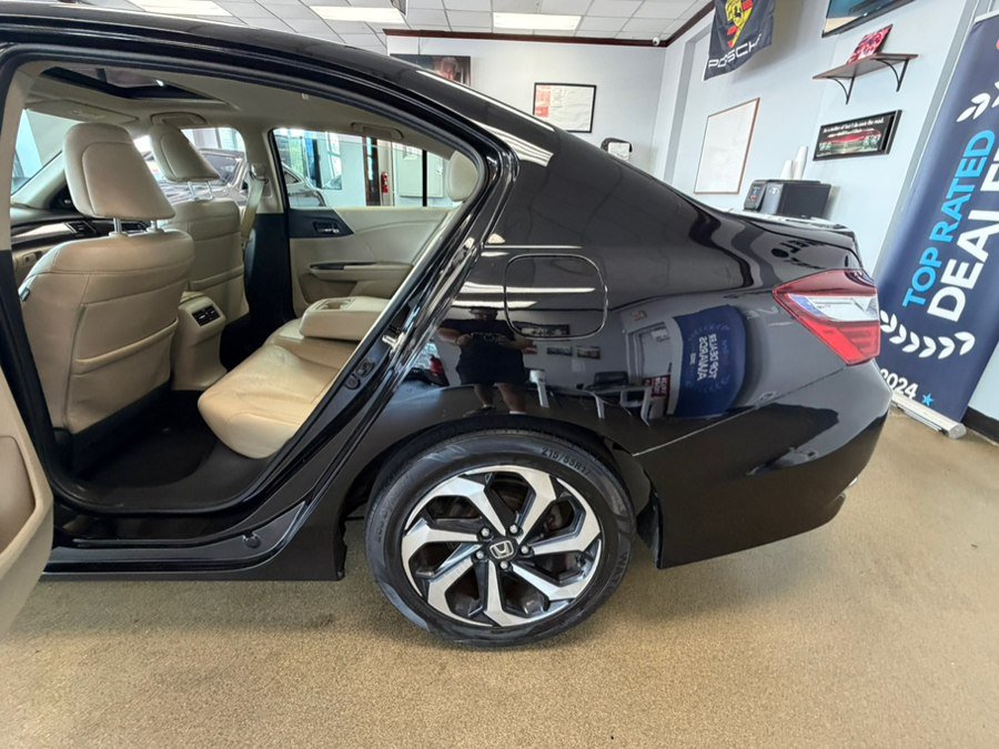 Used 2017 Honda Accord EX-L image 33
