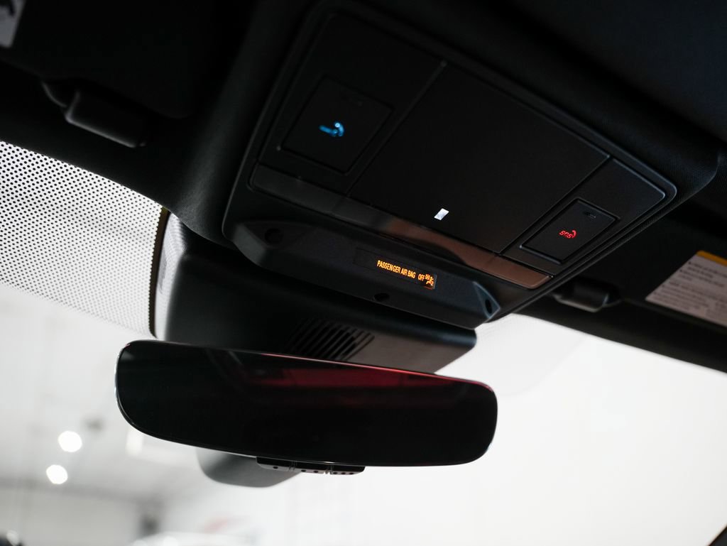 Used 2024 Jaguar F-TYPE R-Dynamic RWD image 24