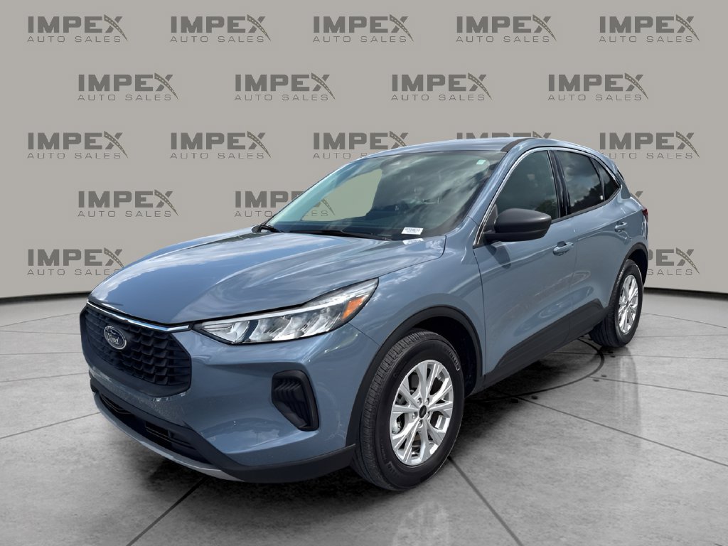 Used 2024 Ford Escape Active w/ Tech Pack #1 FWD image 1