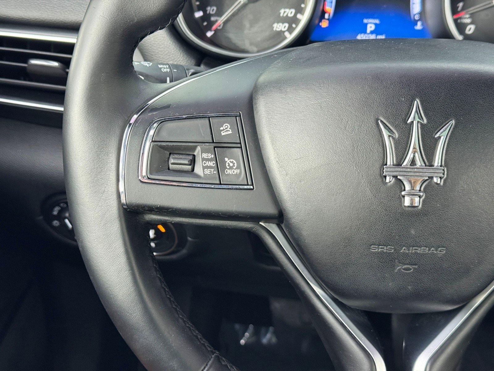 Used 2019 Maserati Levante image 22