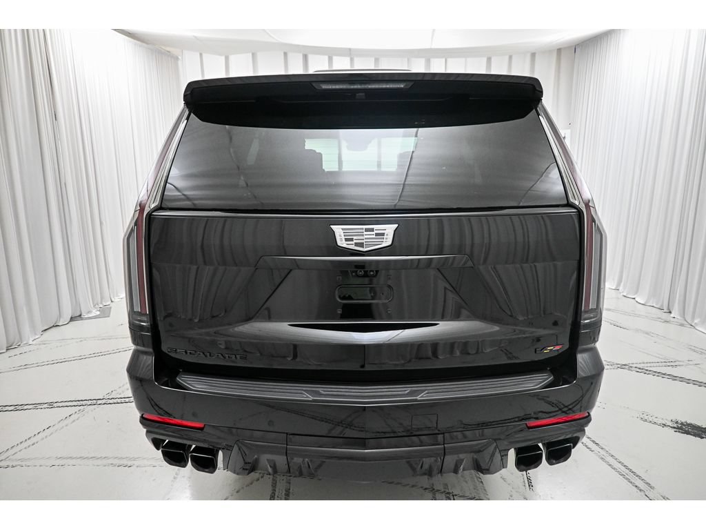 New 2026 Cadillac Escalade V w/ LPO, ONYX Package AWD/4WD image 6