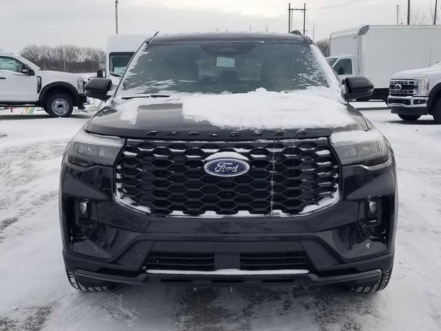 New 2026 Ford Explorer ST-Line w/ ST-Line Street Pack image 8