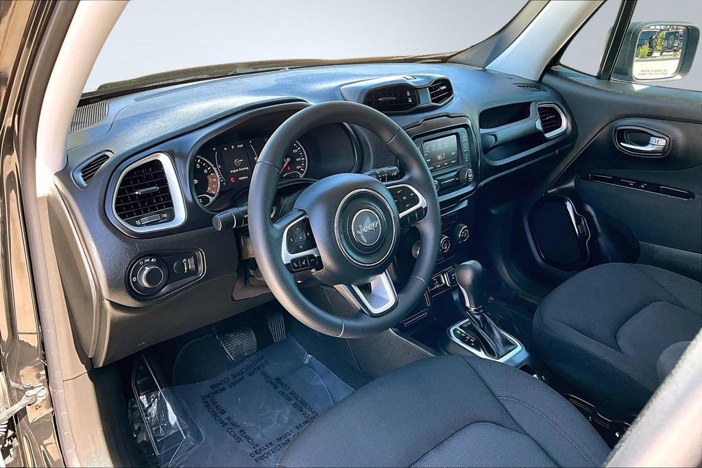 Used 2020 Jeep Renegade Sport image 4
