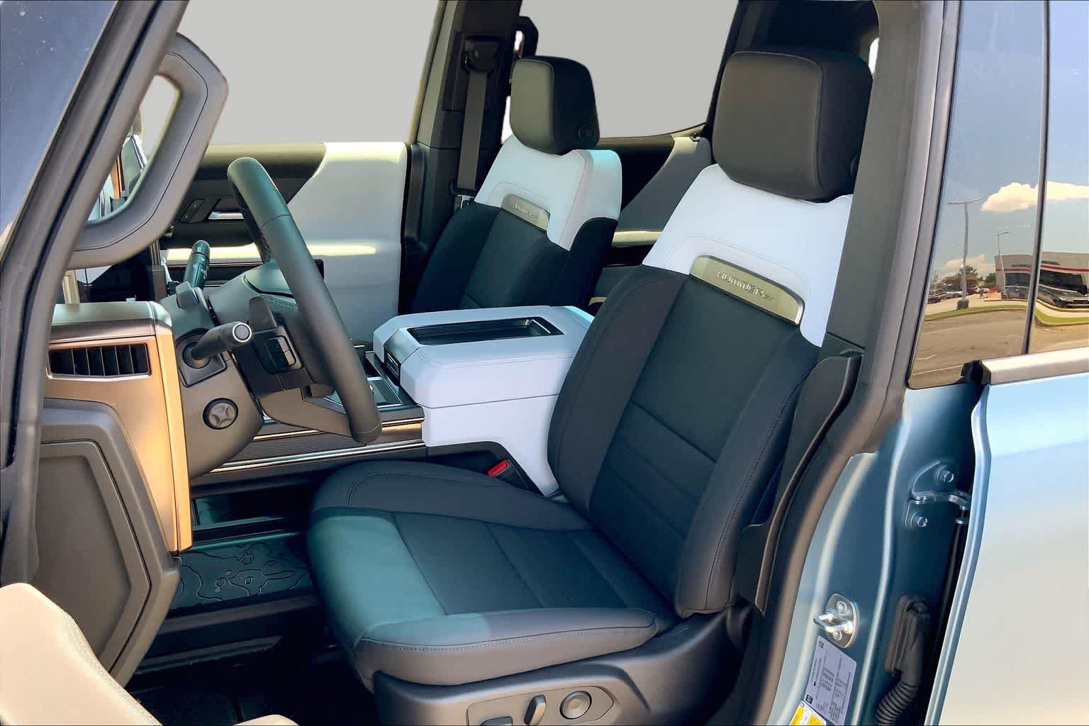 New 2024 GMC Hummer EV 3X w/ Omega Edition AWD/4WD image 9