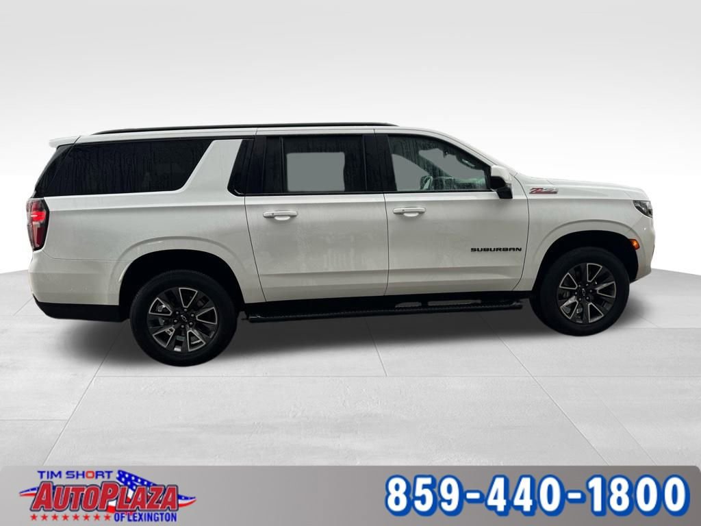 Used 2023 Chevrolet Suburban Z71 image 10