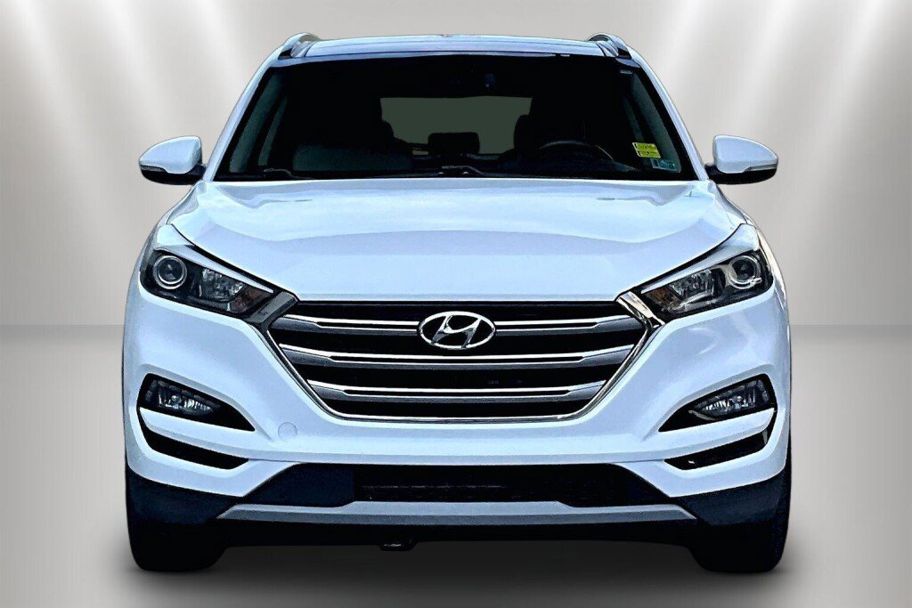 Used 2018 Hyundai Tucson Limited w/ Ultimate Package 02 AWD/4WD image 2