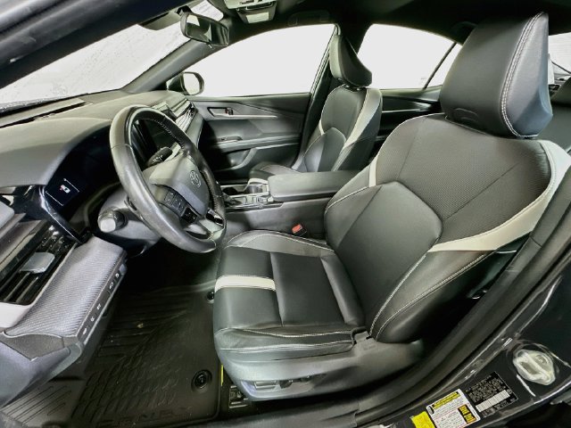 Certified 2025 Toyota Camry SE FWD image 13