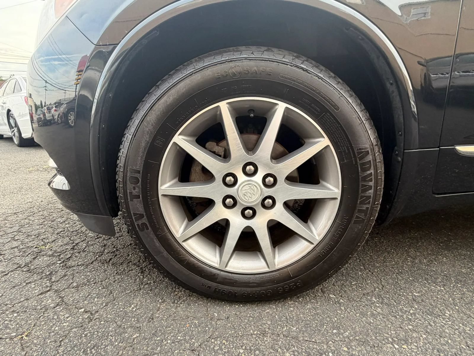 Used 2014 Buick Enclave Leather FWD image 34