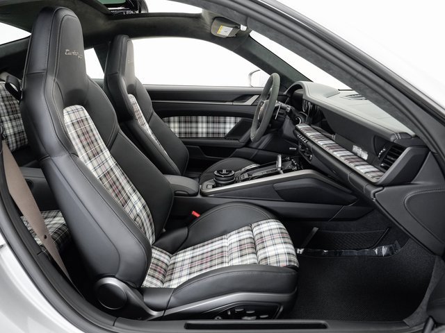Certified 2025 Porsche 911 Turbo S image 29