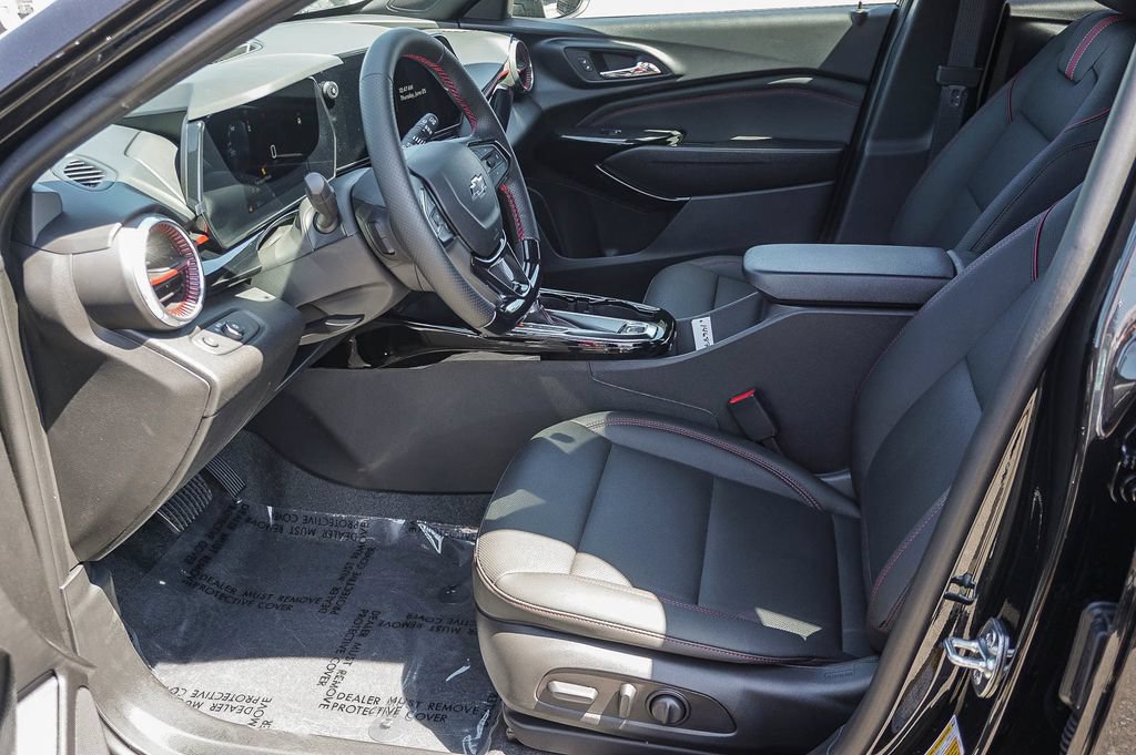 New 2026 Chevrolet Trax RS w/ Driver Confidence Package FWD image 17