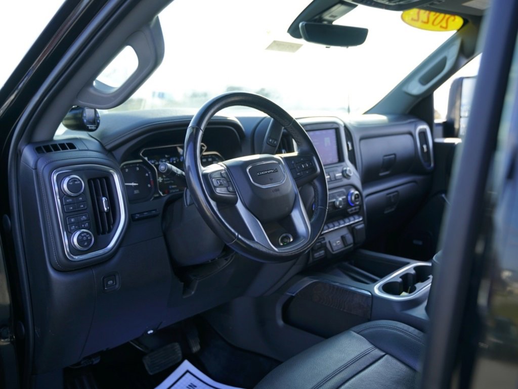 Used 2022 GMC Sierra 2500 Denali w/ Denali Black Diamond Edition image 26