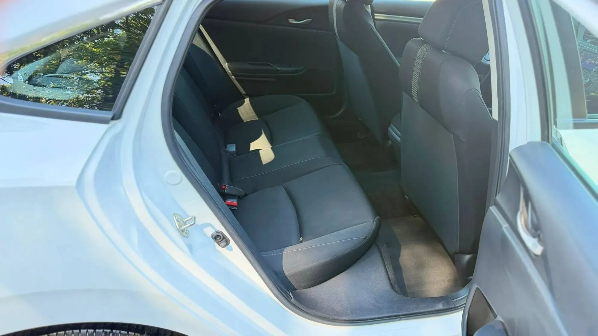 Used 2020 Honda Civic LX image 16