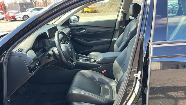 Used 2023 Honda Accord EX-L image 9