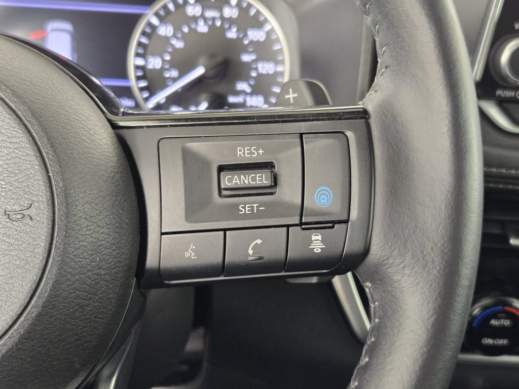 Used 2023 Nissan Rogue SL FWD image 31
