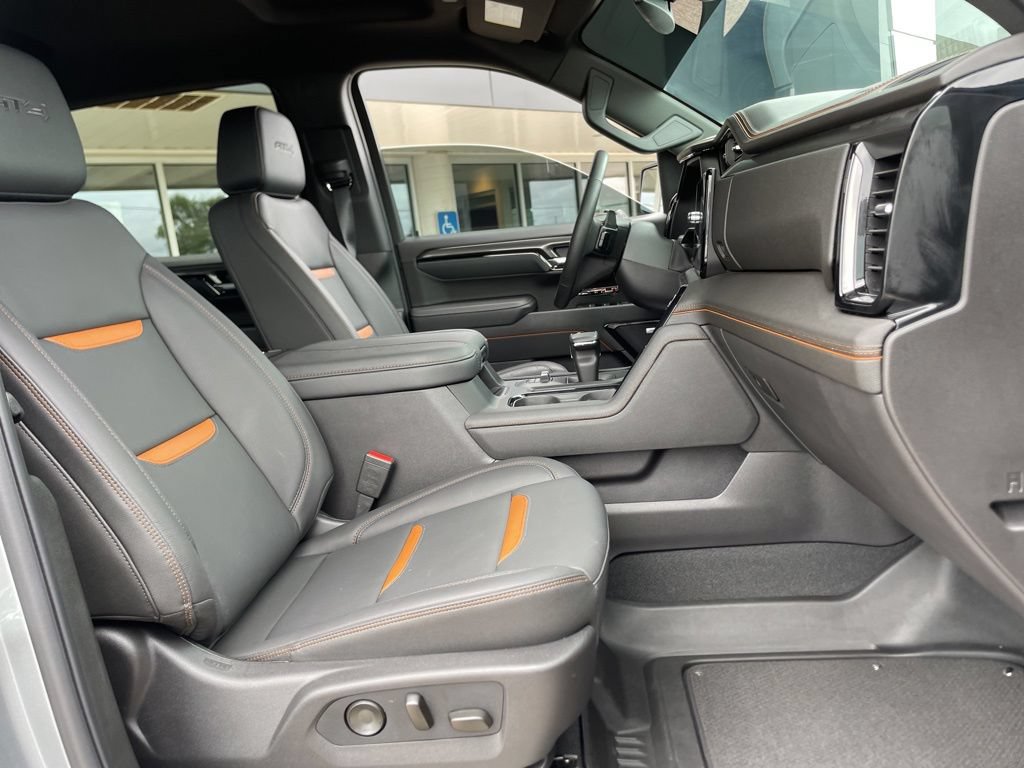 Used 2026 GMC Sierra 1500 AT4 w/ AT4 Premium Package AWD/4WD image 21