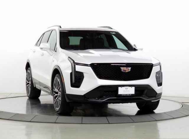 Used 2024 Cadillac XT4 Sport image 6
