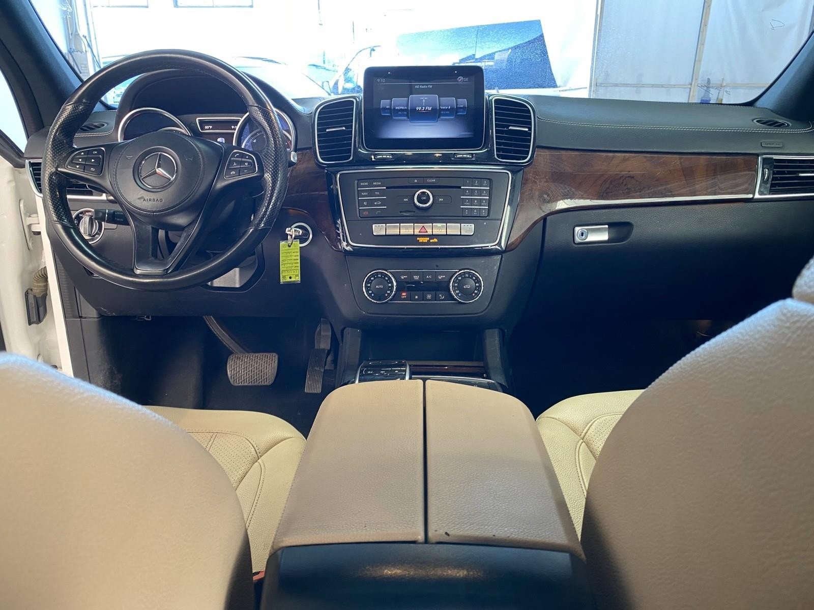 Used 2019 Mercedes-Benz GLS 450 4MATIC image 14