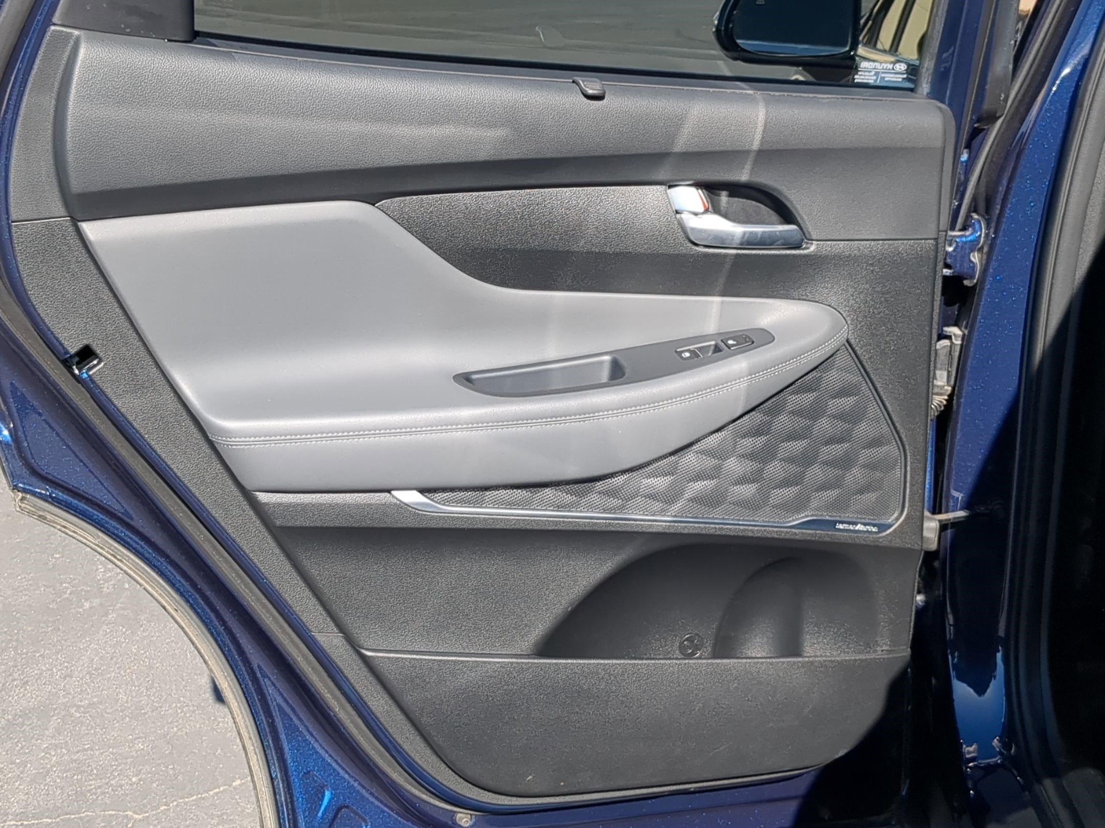 Used 2023 Hyundai Santa Fe Limited image 30