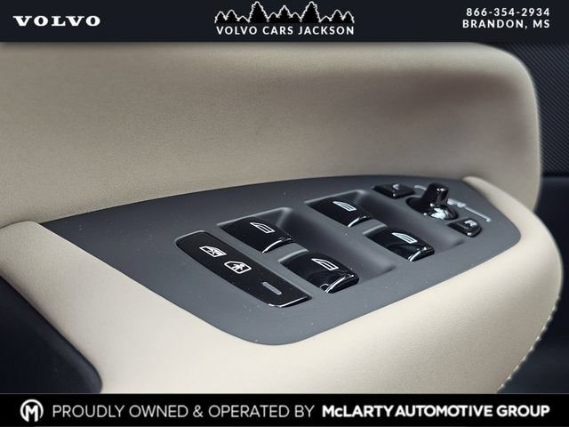 New 2026 Volvo XC90 B6 Ultra w/ Protection Package Premier AWD/4WD image 16