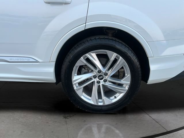 Used 2021 Audi Q7 3.0T Premium Plus image 29