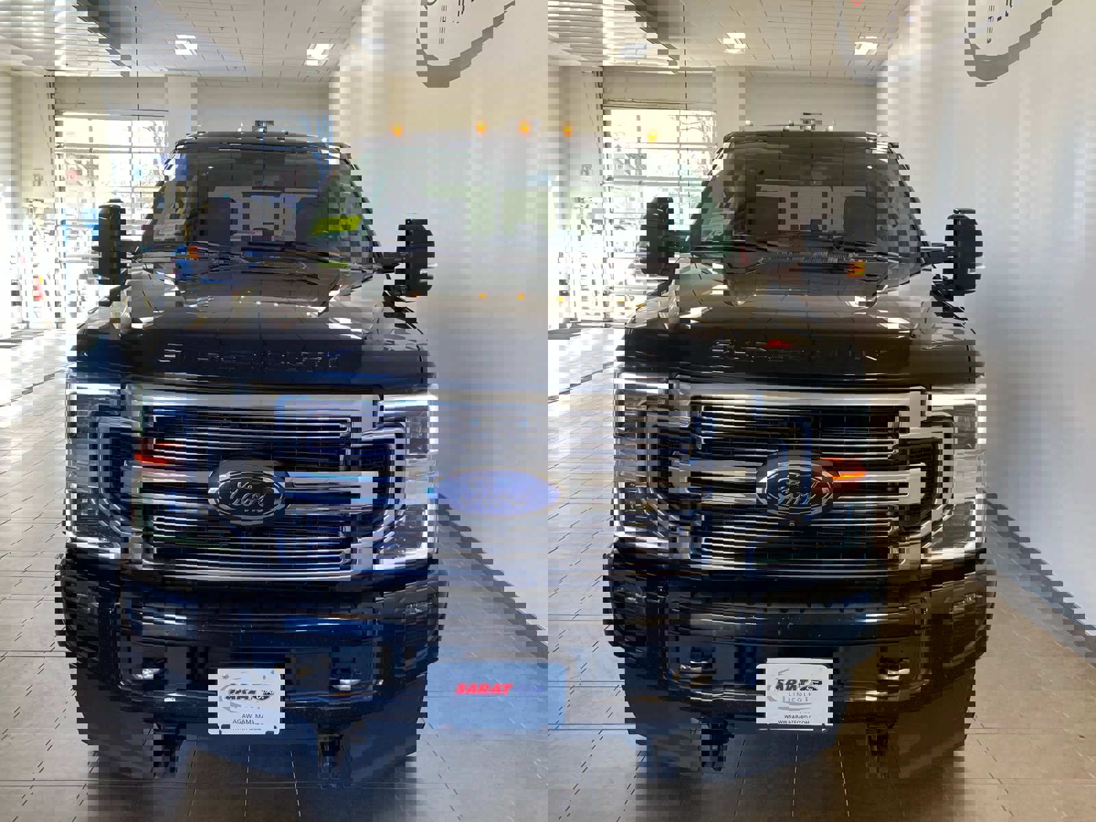 Used 2020 Ford F350 Limited w/ FX4 Off-Road Package image 3