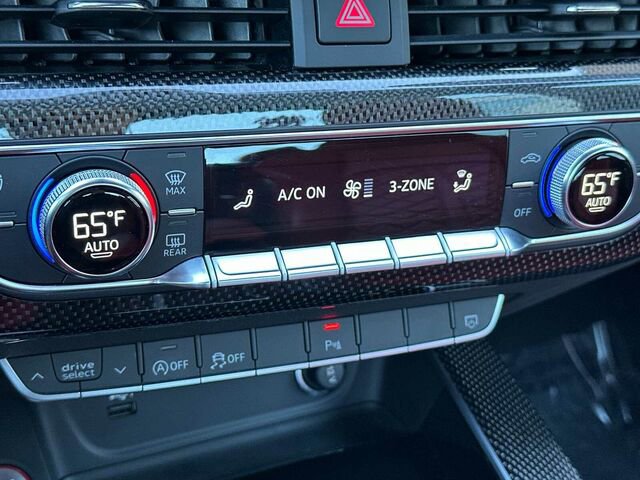 Used 2024 Audi S4 Premium Plus w/ Premium Plus Package image 25