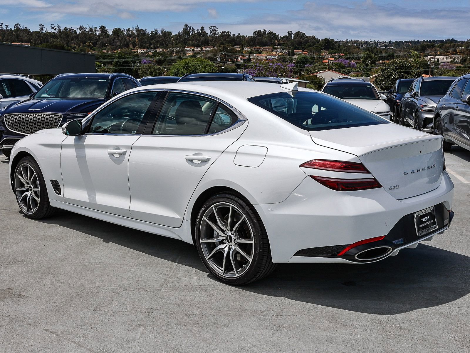 Used 2025 Genesis G70 2.5T RWD image 6