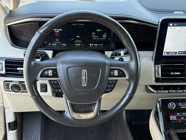 Used 2019 Lincoln Navigator Reserve image 20