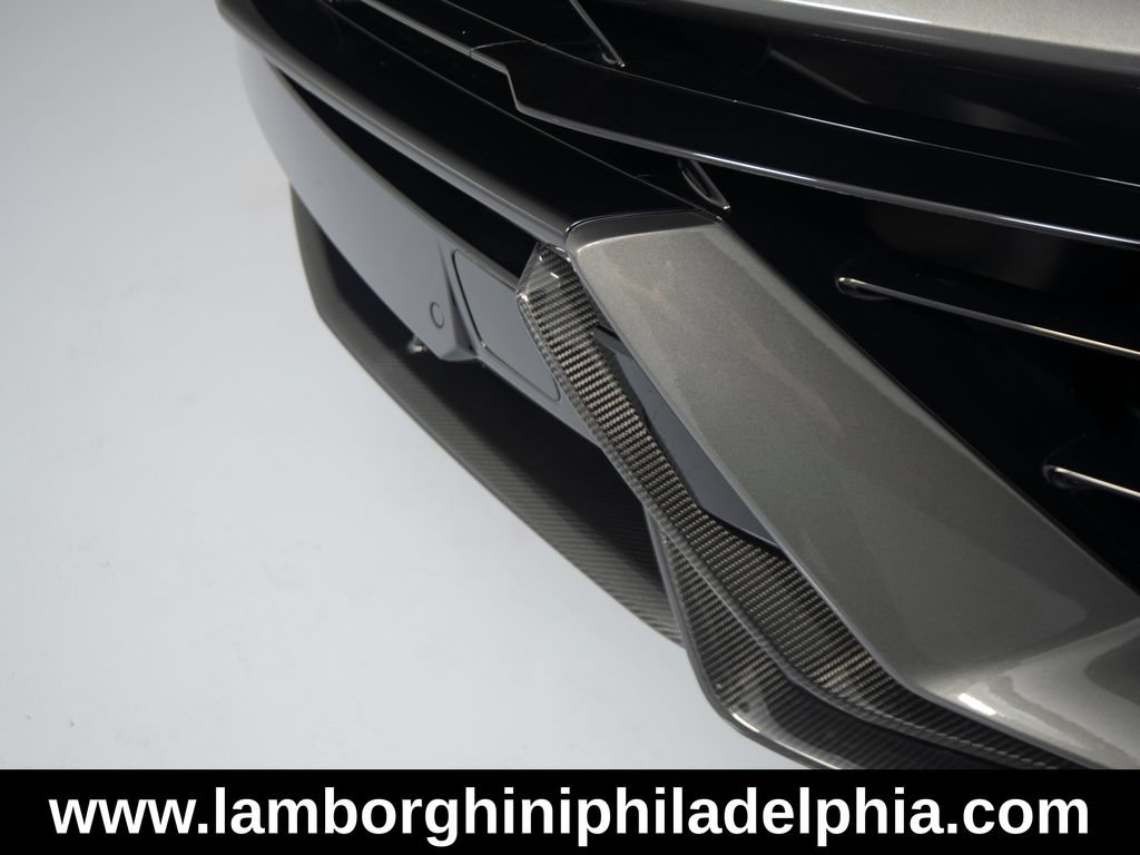 Used 2024 Lamborghini Urus Performante AWD/4WD image 43