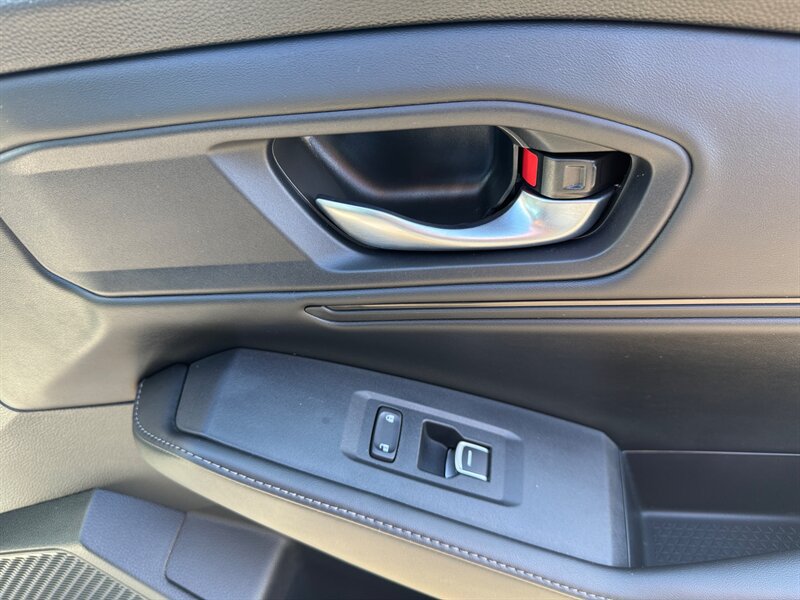 Used 2025 Honda Accord Sport-L image 43