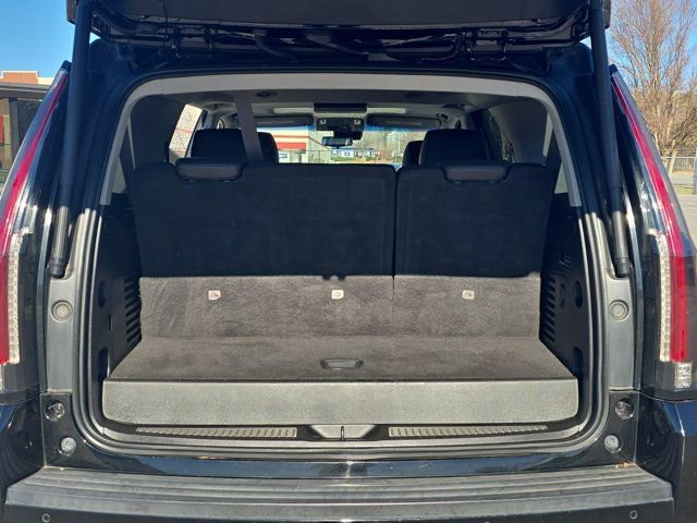 Used 2017 Cadillac Escalade Premium Luxury image 13