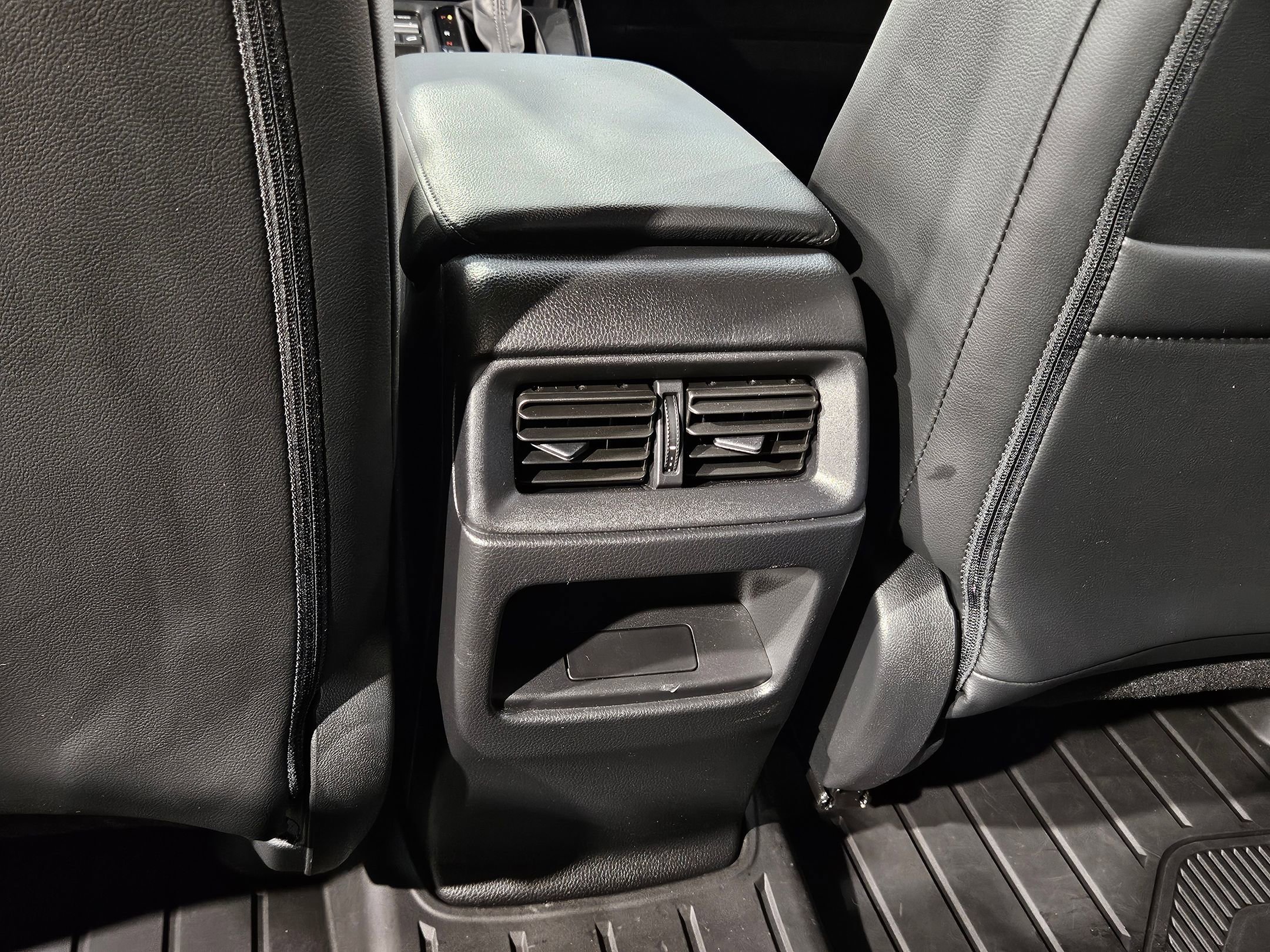 Used 2023 Honda CR-V EX-L image 37