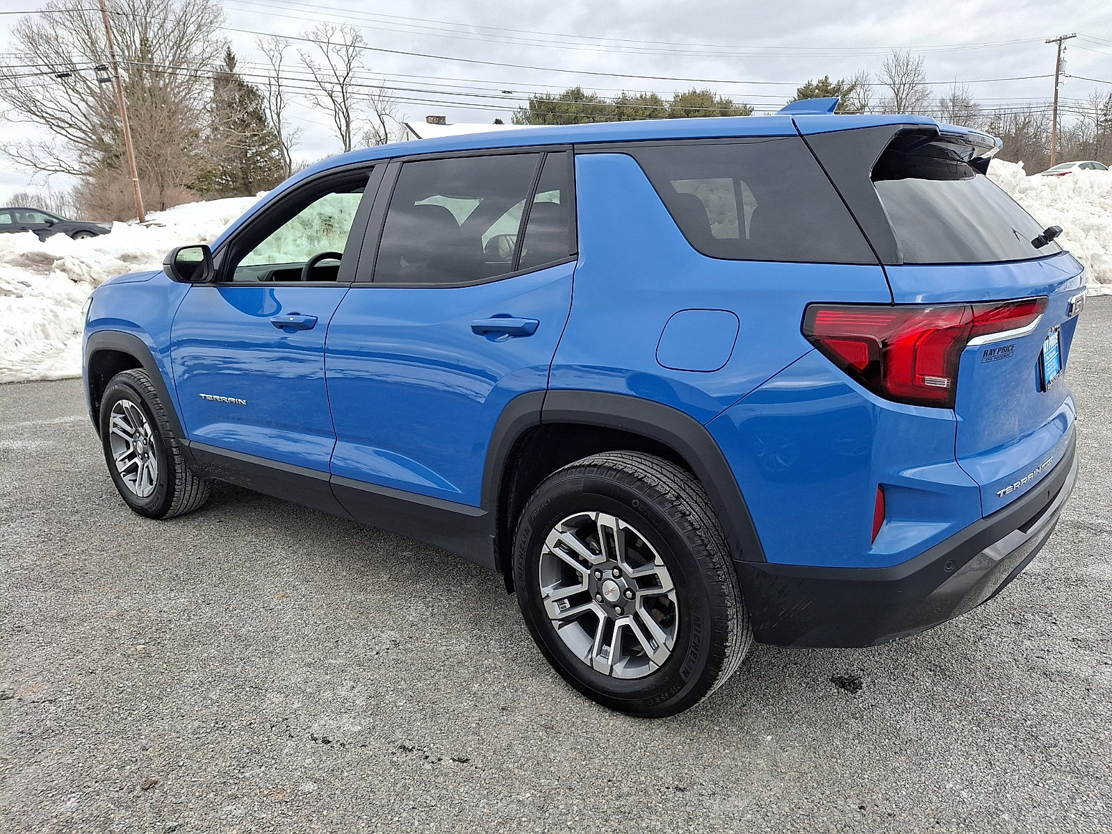 Used 2025 GMC Terrain Elevation image 4