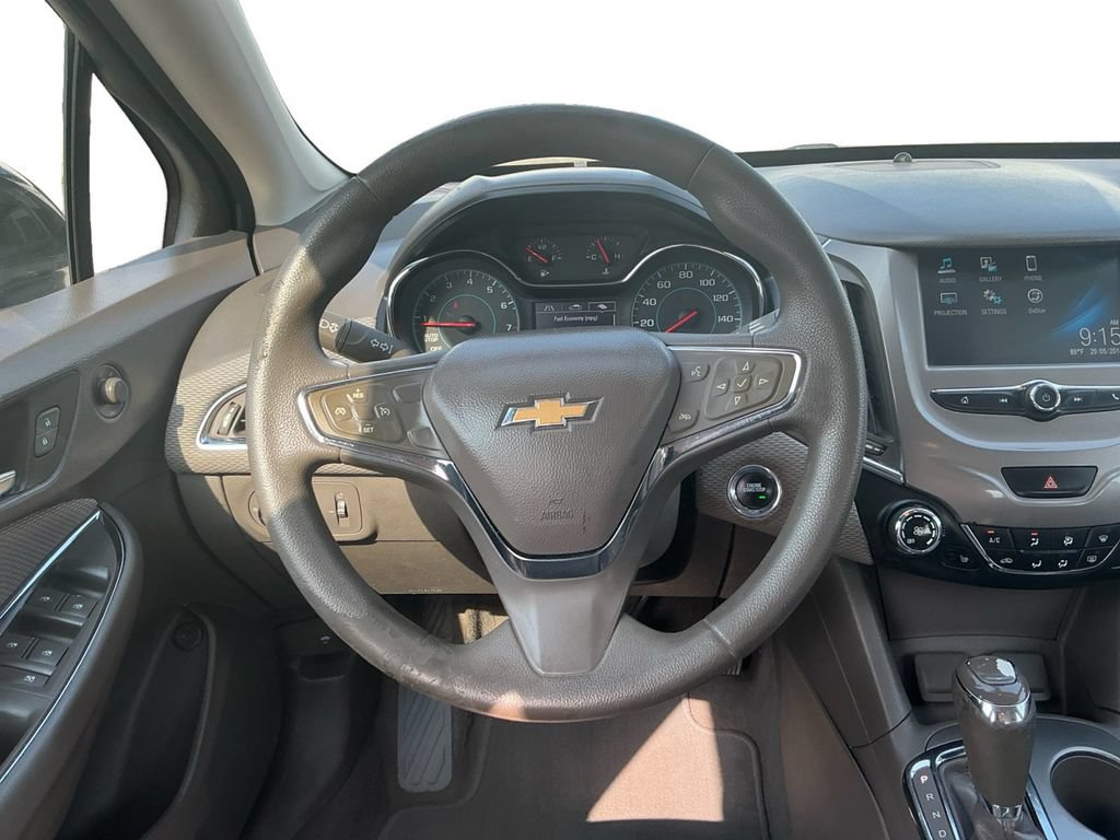 Used 2016 Chevrolet Cruze LT w/ Convenience Package FWD image 18