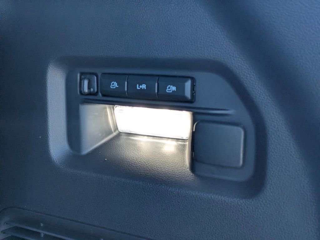 New 2026 Ford Explorer ST image 12