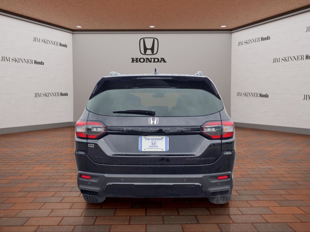 New 2026 Honda Pilot Black Edition image 11
