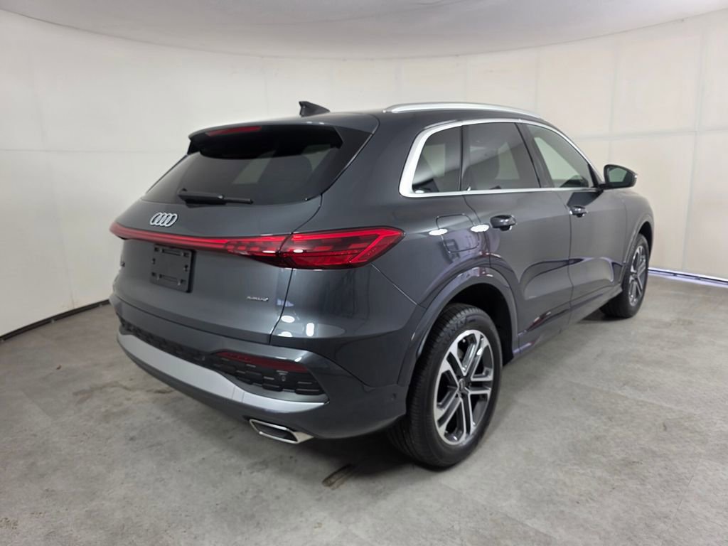 Used 2025 Audi Q5 Premium image 4