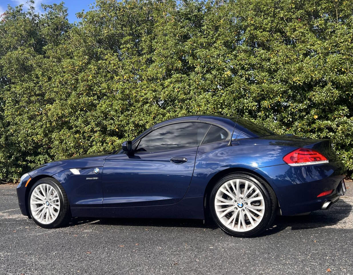 Used 2009 BMW Z4 sDrive35i image 5