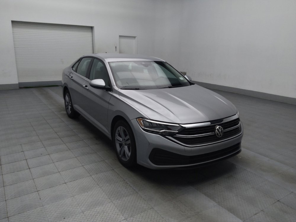Used 2024 Volkswagen Jetta SE image 13