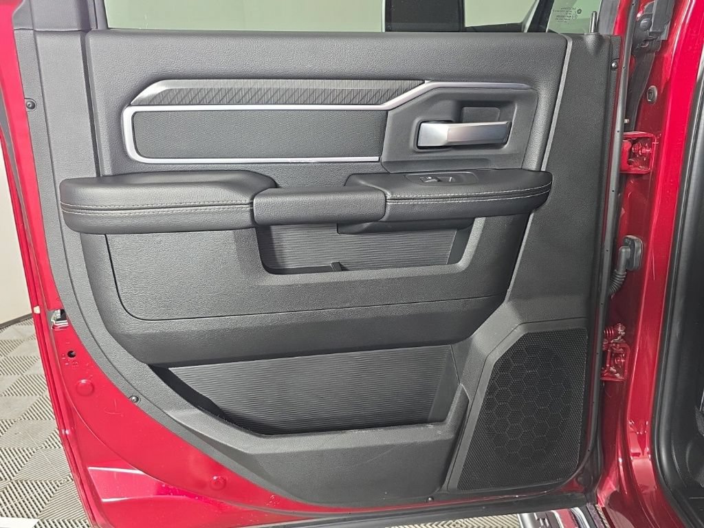 Certified 2026 RAM 2500 Big Horn AWD/4WD image 34
