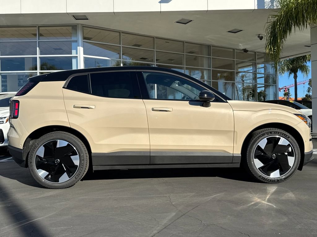 New 2026 Volvo EX30 Ultra w/ Climate Package AWD/4WD image 6