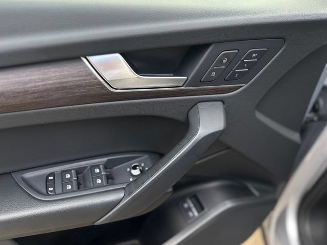 Certified 2024 Audi Q5 e Premium AWD/4WD image 13