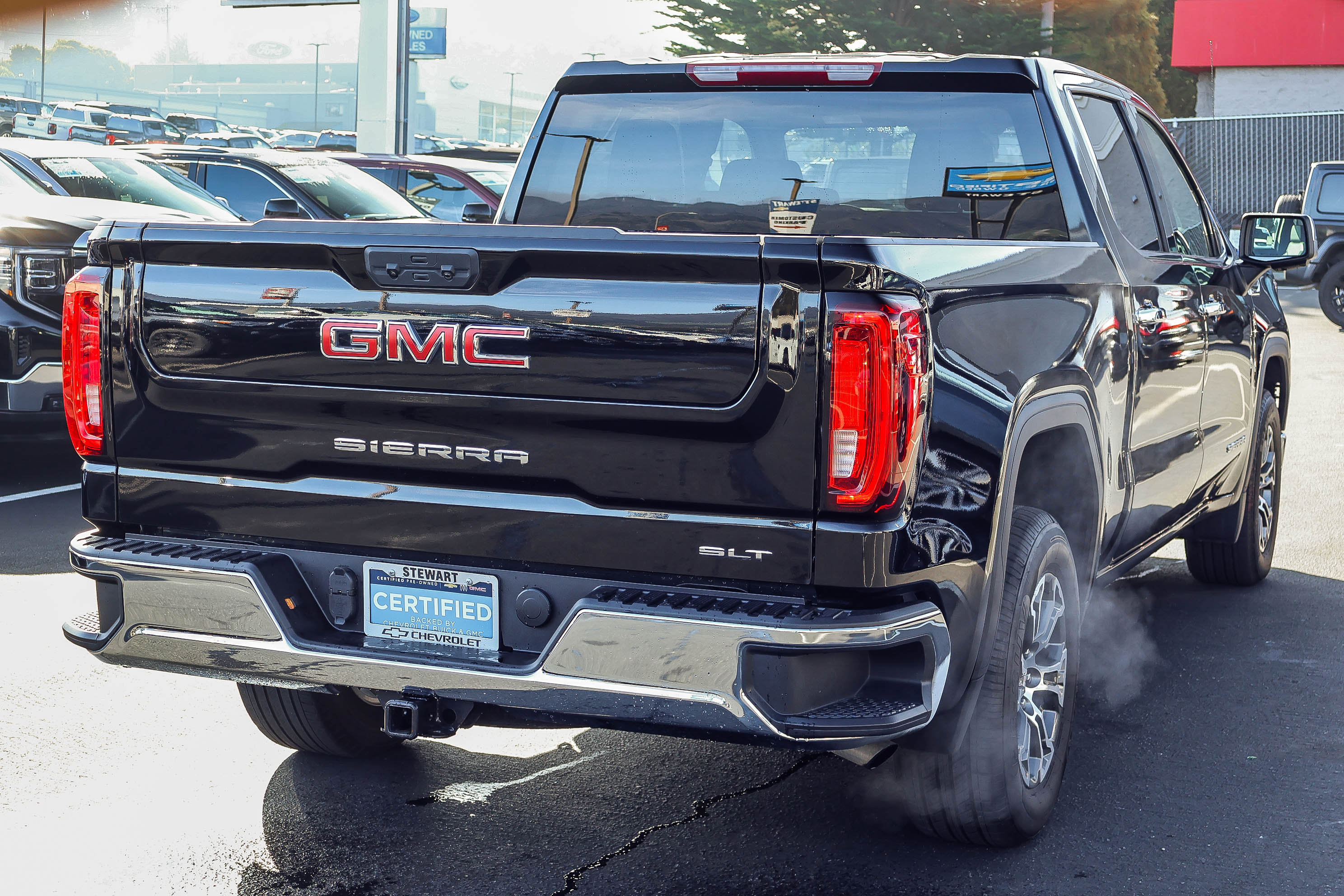 Certified 2025 GMC Sierra 1500 SLT image 21