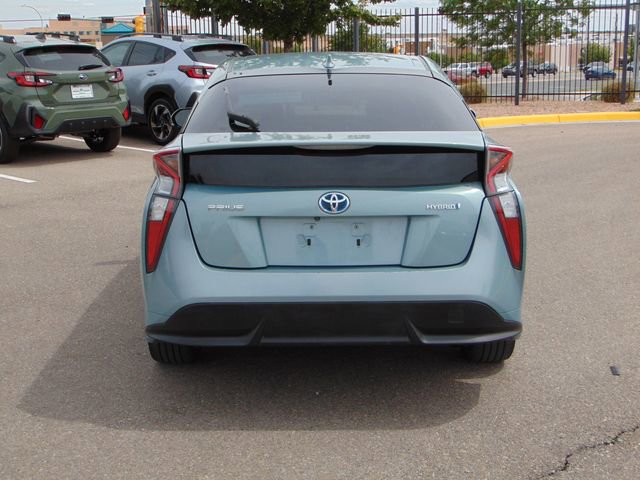 Used 2017 Toyota Prius Three Touring w/ Carpet Mat Package FWD image 5