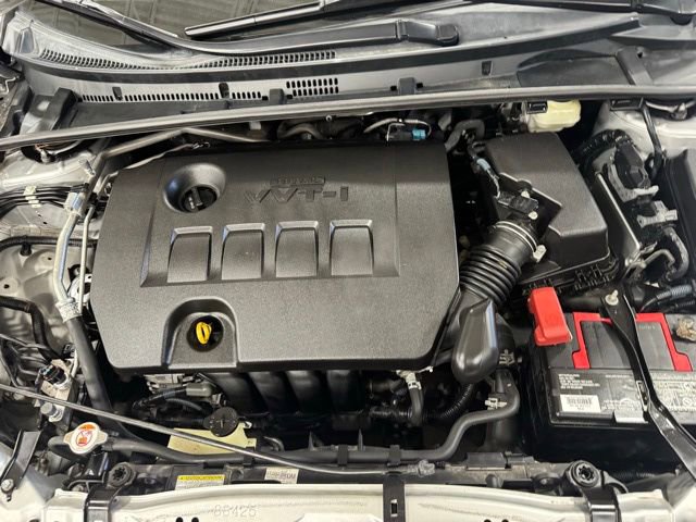 Used 2017 Toyota Corolla LE image 34