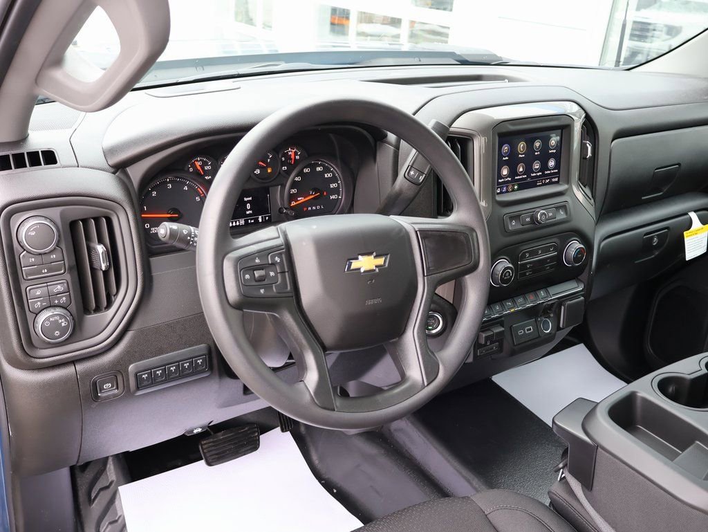 New 2026 Chevrolet Silverado 3500 W/T image 23