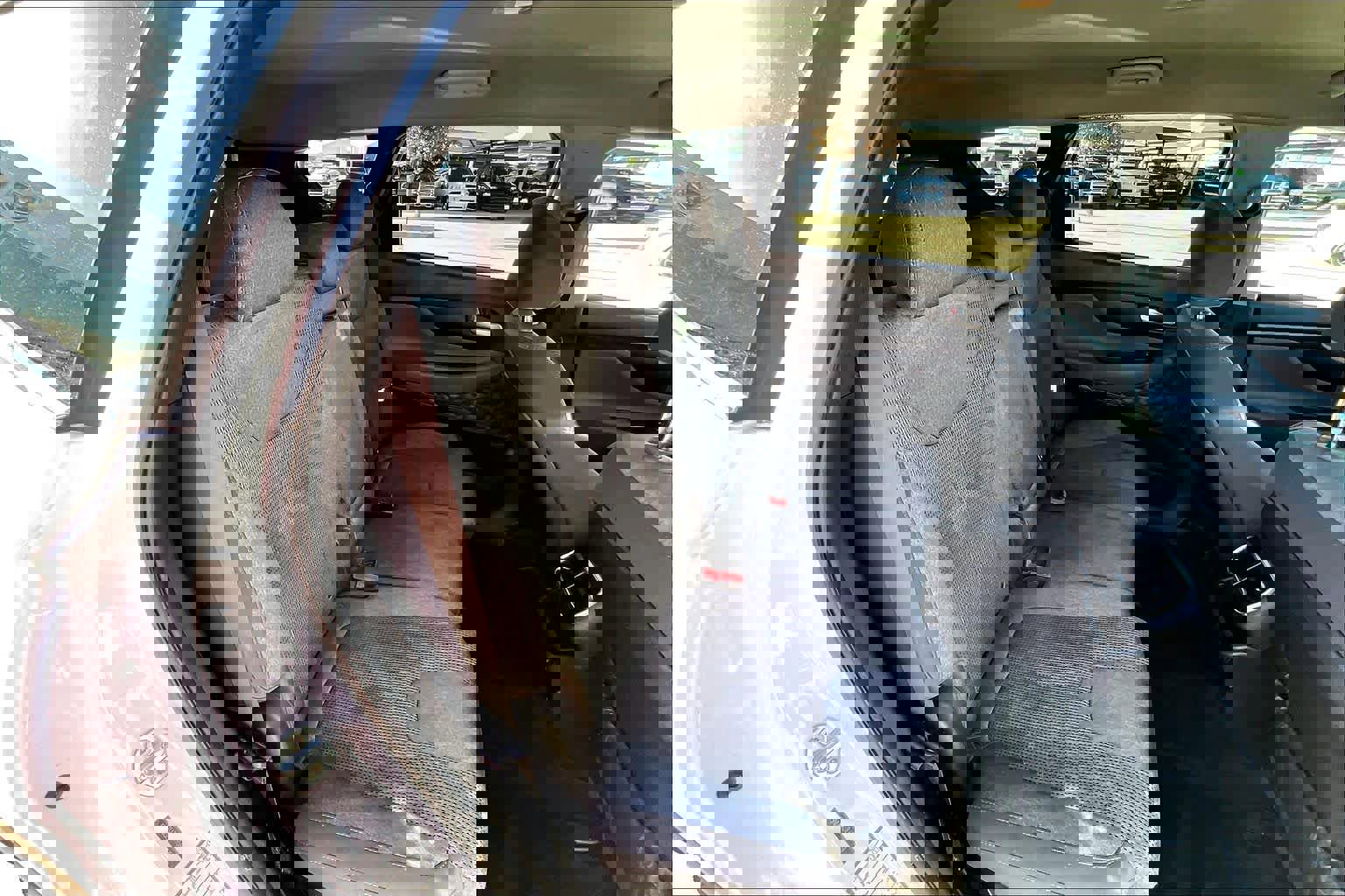 Used 2020 Hyundai Santa Fe SE image 18